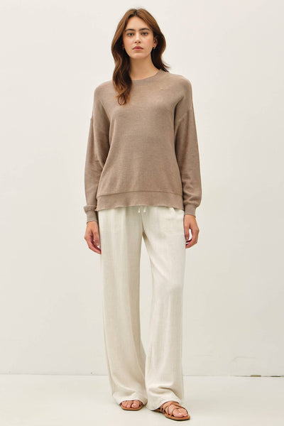 SLIGHTLY OVERSIZED DROP SHOULDER SWEATER TOP