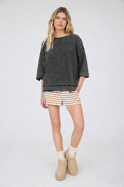 WASHED INVERTED SEAM SHORT SLEEVE TOP