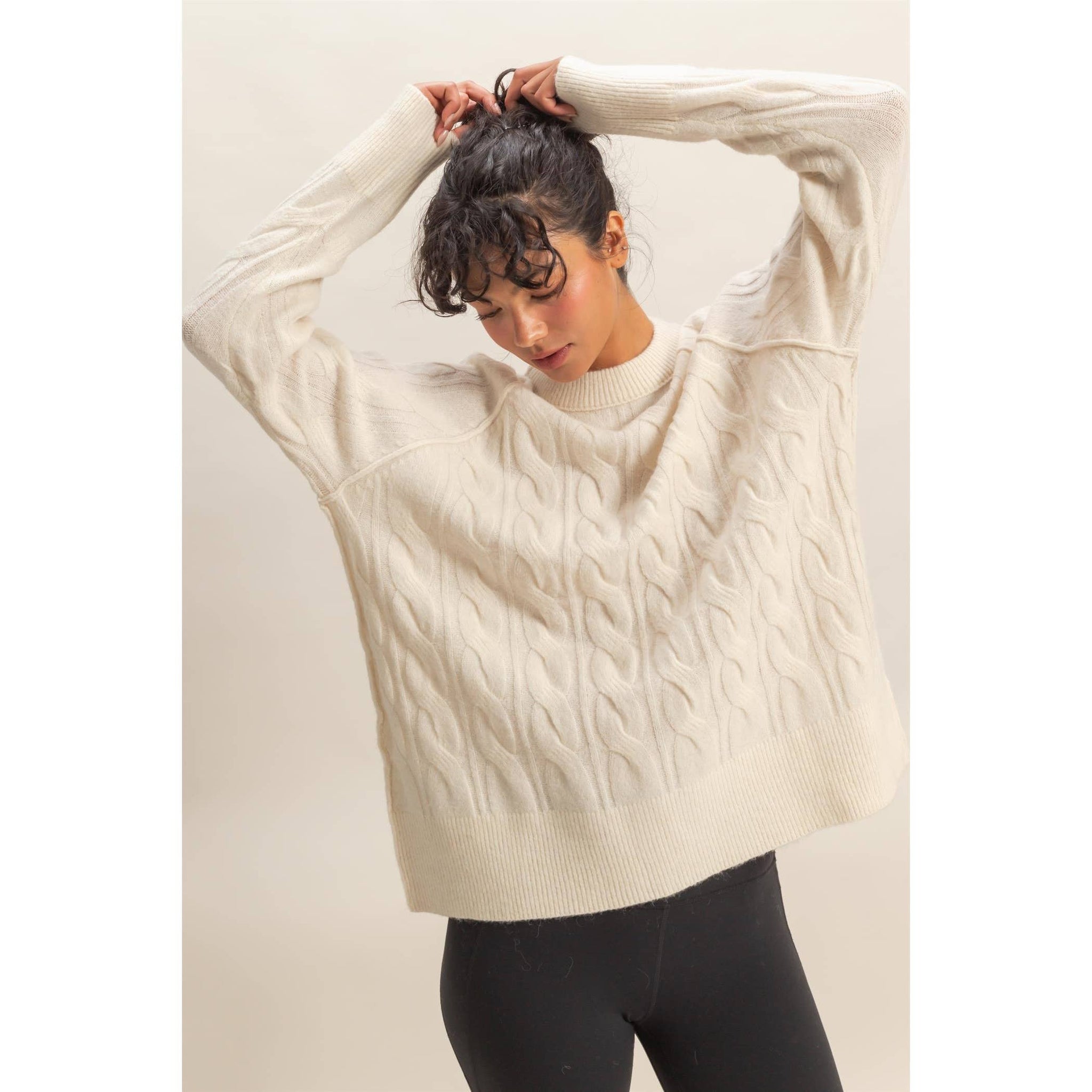 Crew Neck Cable Knit Sweater Pullover