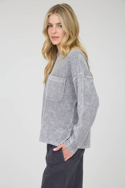 WASHED POCKET LONG SLEEVE RIB KNIT TOP