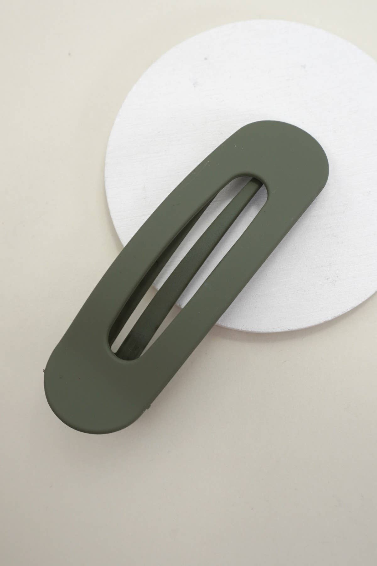 LARGE OVAL LAY DOWN FLAT HAIR CLAW CLIPS